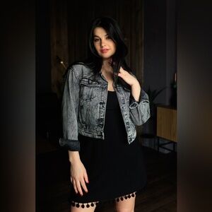 Stoosh Gray Cropped Denim Jacket Womens Size M
